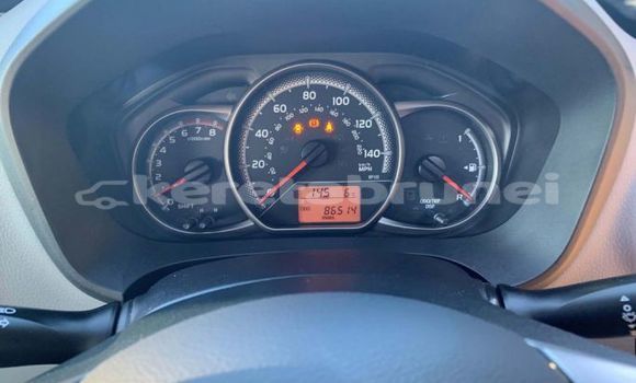 Buy Used Toyota Yaris Silver Car in Bandar Seri Begawan in Brunei-Muara Buy Used Toyota Yaris Silver Car in Bandar Seri Begawan in Brunei-Muara