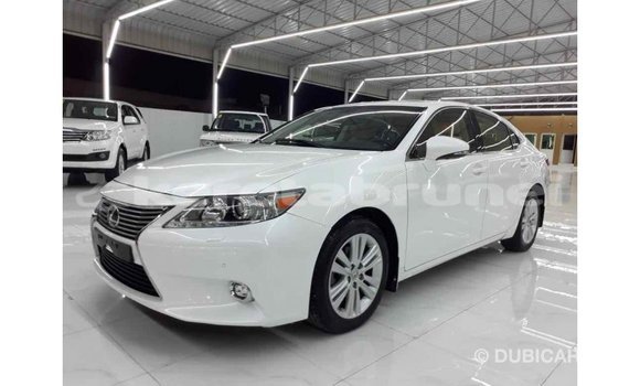 Buy Import Lexus ES White Car in Import - Dubai in Belait Buy Import Lexus ES White Car in Import - Dubai in Belait