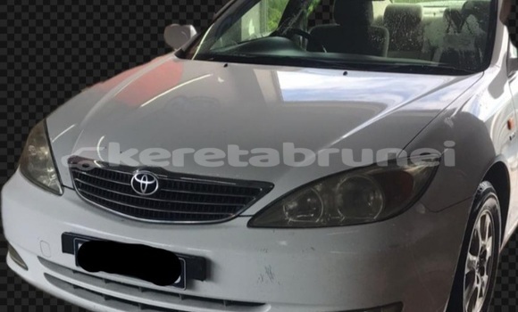 Buy Used Toyota Camry White Car in Tutong in Tutong