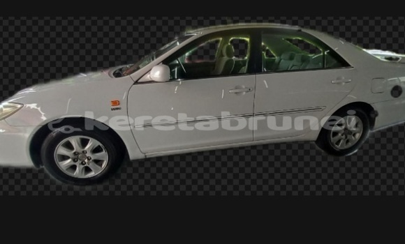 Buy Used Toyota Camry White Car in Tutong in Tutong Buy Used Toyota Camry White Car in Tutong in Tutong