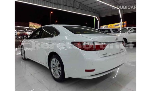 Buy Import Lexus ES White Car in Import - Dubai in Belait Buy Import Lexus ES White Car in Import - Dubai in Belait