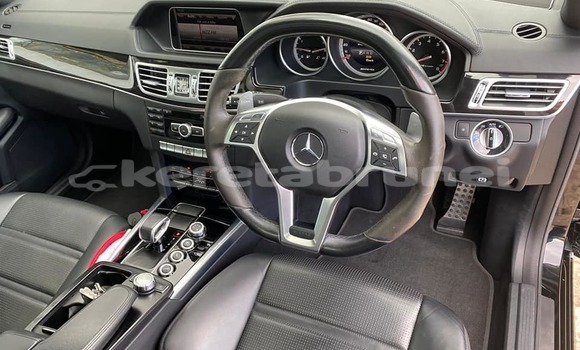 Buy Used Mercedes-Benz E–Class Black Car in Kuala Belait in Belait Buy Used Mercedes-Benz E–Class Black Car in Kuala Belait in Belait