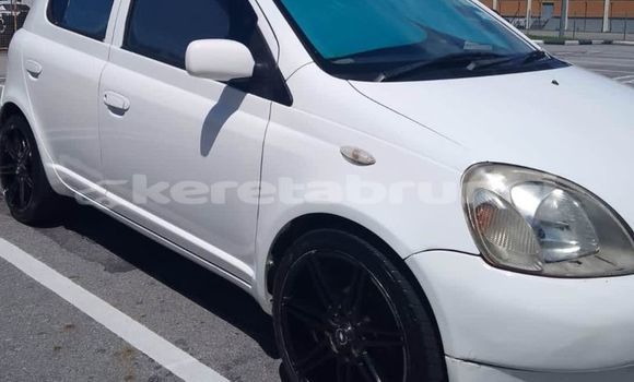 Buy Used Toyota Echo White Car in Bandar Seri Begawan in Brunei-Muara Buy Used Toyota Echo White Car in Bandar Seri Begawan in Brunei-Muara