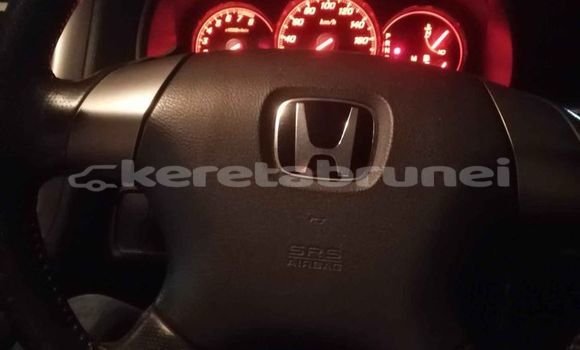 Buy Used Honda Stream Brown Car in Bandar Seri Begawan in Brunei-Muara Buy Used Honda Stream Brown Car in Bandar Seri Begawan in Brunei-Muara