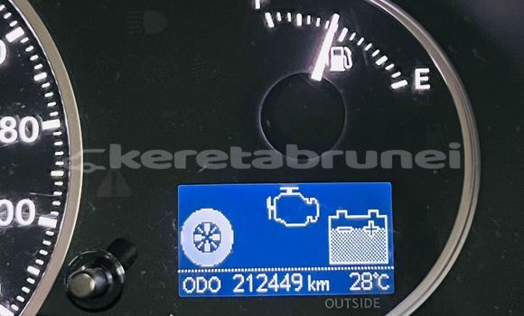 Buy Used Lexus CT Red Car in Bandar Seri Begawan in Brunei-Muara Buy Used Lexus CT Red Car in Bandar Seri Begawan in Brunei-Muara