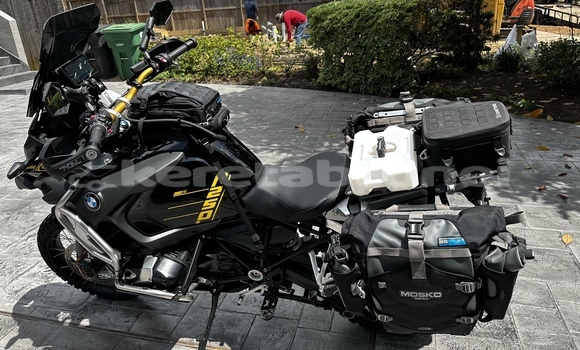 Buy Used BMW R1200GS Adventure Black Bike in Kuala Belait in Belait