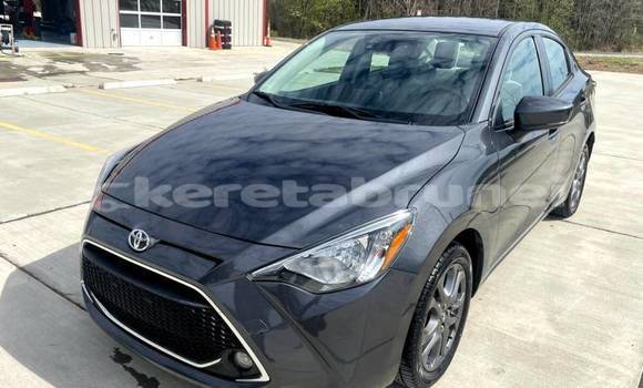 Buy Used Toyota Yaris Black Car in Bangar in Temburong Buy Used Toyota Yaris Black Car in Bangar in Temburong