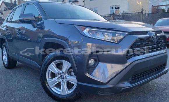 Buy Used Toyota RAV4 Other Car in Tutong in Tutong Buy Used Toyota RAV4 Other Car in Tutong in Tutong