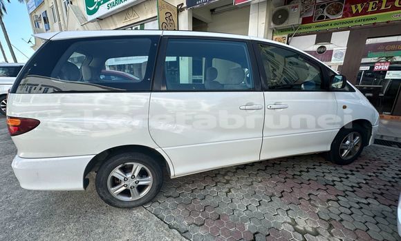 Buy Used Toyota Estima White Car in Bandar Seri Begawan in Brunei-Muara Buy Used Toyota Estima White Car in Bandar Seri Begawan in Brunei-Muara