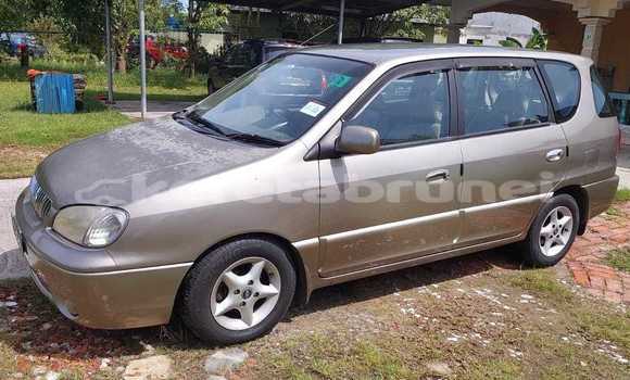 Buy Used Kia Carens Beige Car in Bandar Seri Begawan in Brunei-Muara Buy Used Kia Carens Beige Car in Bandar Seri Begawan in Brunei-Muara