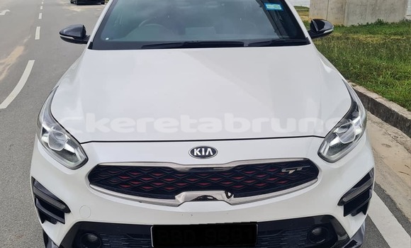 Buy Used Kia Cerato Other Car in Bandar Seri Begawan in Brunei-Muara Buy Used Kia Cerato Other Car in Bandar Seri Begawan in Brunei-Muara