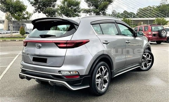 Buy Used Kia Sportage Other Car in Bandar Seri Begawan in Brunei-Muara Buy Used Kia Sportage Other Car in Bandar Seri Begawan in Brunei-Muara