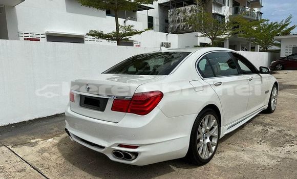 Buy Used BMW 700 White Car in Bandar Seri Begawan in Brunei-Muara Buy Used BMW 700 White Car in Bandar Seri Begawan in Brunei-Muara
