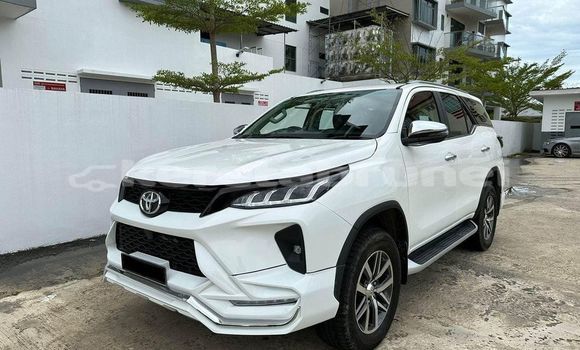 Buy Used Toyota Fortuner White Car in Bandar Seri Begawan in Brunei-Muara Buy Used Toyota Fortuner White Car in Bandar Seri Begawan in Brunei-Muara