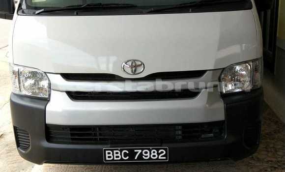 Buy Used Toyota Hiace White Car in Bandar Seri Begawan in Brunei-Muara Buy Used Toyota Hiace White Car in Bandar Seri Begawan in Brunei-Muara