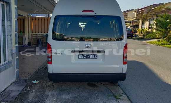 Buy Used Toyota Hiace White Car in Bandar Seri Begawan in Brunei-Muara Buy Used Toyota Hiace White Car in Bandar Seri Begawan in Brunei-Muara