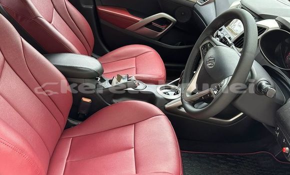 Buy Used Hyundai Veloster White Car in Bandar Seri Begawan in Brunei-Muara Buy Used Hyundai Veloster White Car in Bandar Seri Begawan in Brunei-Muara