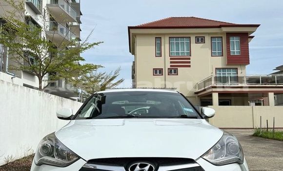 Buy Used Hyundai Veloster White Car in Bandar Seri Begawan in Brunei-Muara Buy Used Hyundai Veloster White Car in Bandar Seri Begawan in Brunei-Muara