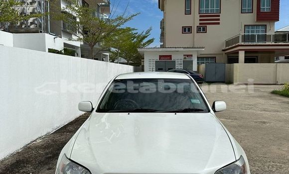 Buy Used Toyota Altezza White Car in Bandar Seri Begawan in Brunei-Muara Buy Used Toyota Altezza White Car in Bandar Seri Begawan in Brunei-Muara