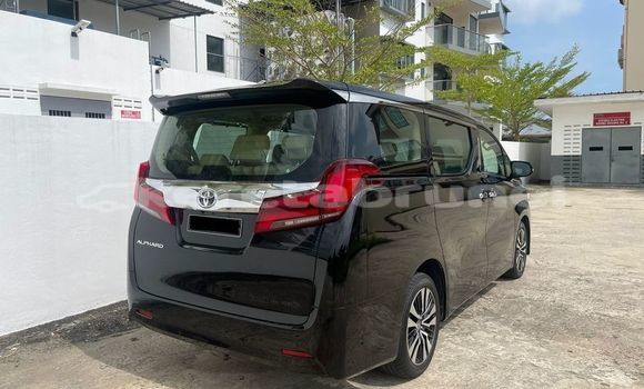 Buy Used Toyota Alphard Black Car in Bandar Seri Begawan in Brunei-Muara Buy Used Toyota Alphard Black Car in Bandar Seri Begawan in Brunei-Muara