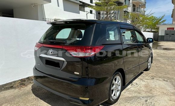Buy Used Toyota Estima Black Car in Bandar Seri Begawan in Brunei-Muara Buy Used Toyota Estima Black Car in Bandar Seri Begawan in Brunei-Muara