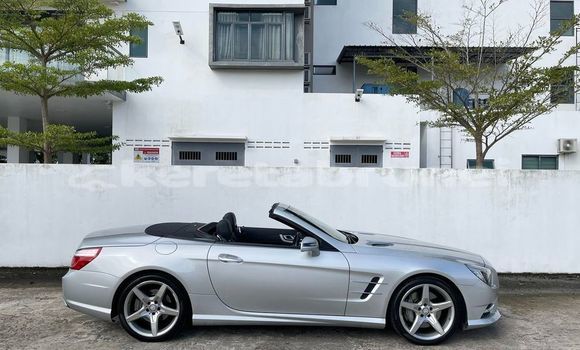 Buy Used Mercedes-Benz SL-klasse Other Car in Kuala Belait in Belait Buy Used Mercedes-Benz SL-klasse Other Car in Kuala Belait in Belait