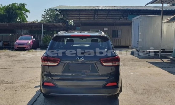 Buy Used Kia Sorento Black Car in Bandar Seri Begawan in Brunei-Muara Buy Used Kia Sorento Black Car in Bandar Seri Begawan in Brunei-Muara