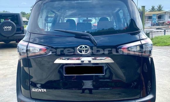 Buy Used Toyota Sienta Other Car in Bandar Seri Begawan in Brunei-Muara Buy Used Toyota Sienta Other Car in Bandar Seri Begawan in Brunei-Muara