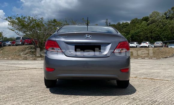 Buy Used Hyundai Accent Silver Car in Bandar Seri Begawan in Brunei-Muara Buy Used Hyundai Accent Silver Car in Bandar Seri Begawan in Brunei-Muara