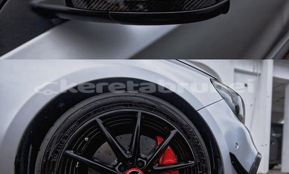 Buy Used Mercedes-Benz A200 Other Car in Kuala Belait in Belait