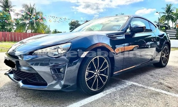 Buy Used Toyota FJ Cruiser Other Car in Kuala Belait in Belait Buy Used Toyota FJ Cruiser Other Car in Kuala Belait in Belait