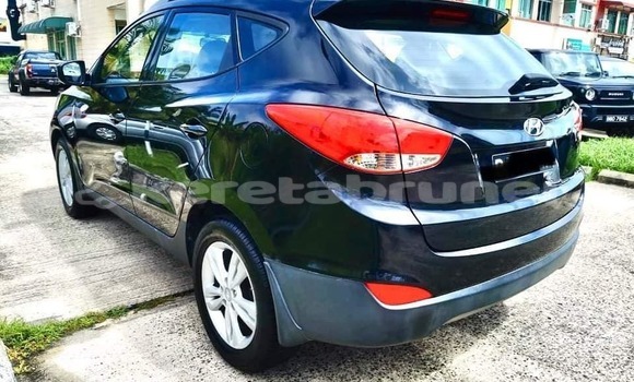 Buy Used Hyundai Tucson Black Car in Kuala Belait in Belait Buy Used Hyundai Tucson Black Car in Kuala Belait in Belait