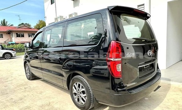 Buy Used Hyundai H1 Other Car in Kuala Belait in Belait Buy Used Hyundai H1 Other Car in Kuala Belait in Belait