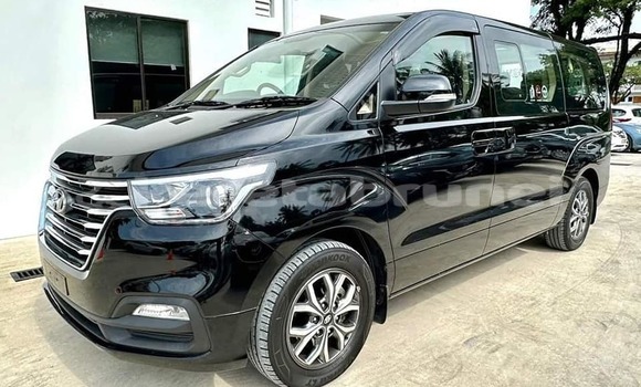 Buy Used Hyundai H1 Other Car in Kuala Belait in Belait Buy Used Hyundai H1 Other Car in Kuala Belait in Belait