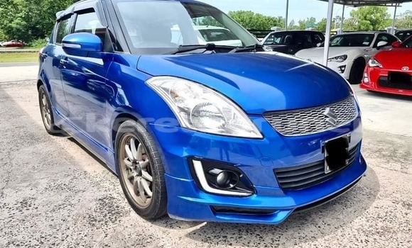 Buy Used Suzuki Swift Blue Car in Kuala Belait in Belait Buy Used Suzuki Swift Blue Car in Kuala Belait in Belait