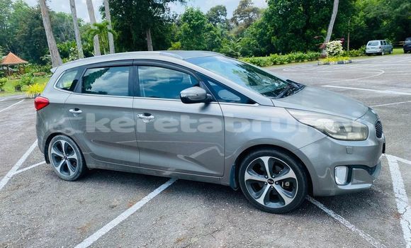 Buy Used Kia Carens Other Car in Kuala Belait in Belait
