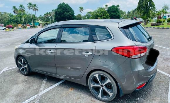 Buy Used Kia Carens Other Car in Kuala Belait in Belait Buy Used Kia Carens Other Car in Kuala Belait in Belait