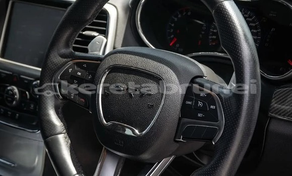 Buy Used Jeep Grand Cherokee Other Car in Bandar Seri Begawan in Brunei-Muara Buy Used Jeep Grand Cherokee Other Car in Bandar Seri Begawan in Brunei-Muara