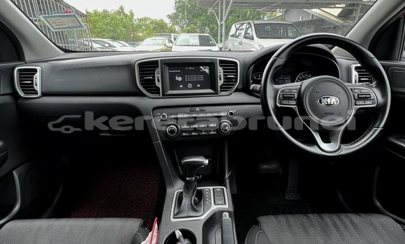 Buy Used Kia Sportage Red Car in Bandar Seri Begawan in Brunei-Muara Buy Used Kia Sportage Red Car in Bandar Seri Begawan in Brunei-Muara