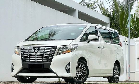Buy Used Toyota Alphard White Car in Bandar Seri Begawan in Brunei-Muara Buy Used Toyota Alphard White Car in Bandar Seri Begawan in Brunei-Muara