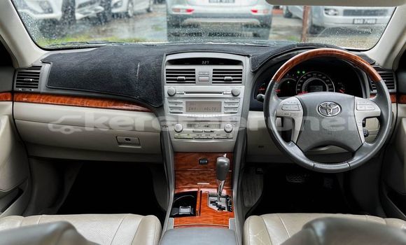 Buy Used Toyota Camry White Car in Bandar Seri Begawan in Brunei-Muara Buy Used Toyota Camry White Car in Bandar Seri Begawan in Brunei-Muara