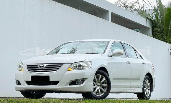 Buy Used Toyota Camry White Car in Bandar Seri Begawan in Brunei-Muara Buy Used Toyota Camry White Car in Bandar Seri Begawan in Brunei-Muara