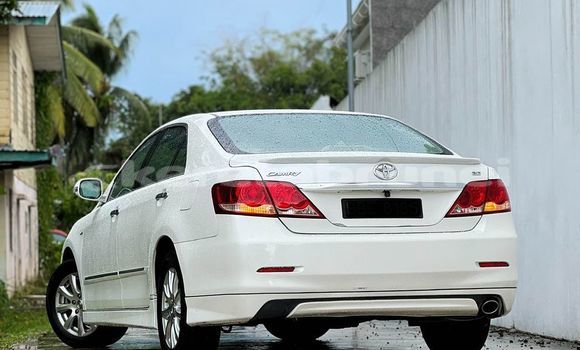 Buy Used Toyota Camry White Car in Bandar Seri Begawan in Brunei-Muara Buy Used Toyota Camry White Car in Bandar Seri Begawan in Brunei-Muara
