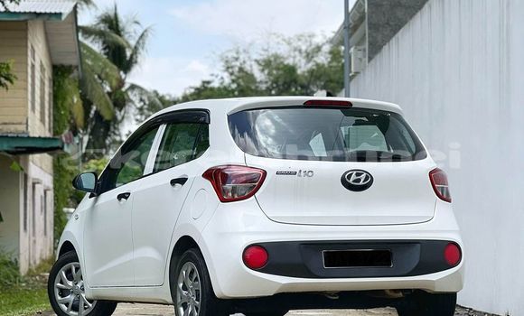 Buy Used Hyundai i10 White Car in Bandar Seri Begawan in Brunei-Muara Buy Used Hyundai i10 White Car in Bandar Seri Begawan in Brunei-Muara