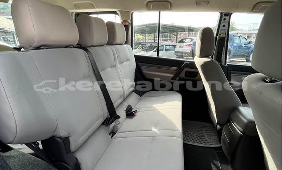 Buy Used Mitsubishi Pajero Other Car in Bandar Seri Begawan in Brunei-Muara Buy Used Mitsubishi Pajero Other Car in Bandar Seri Begawan in Brunei-Muara