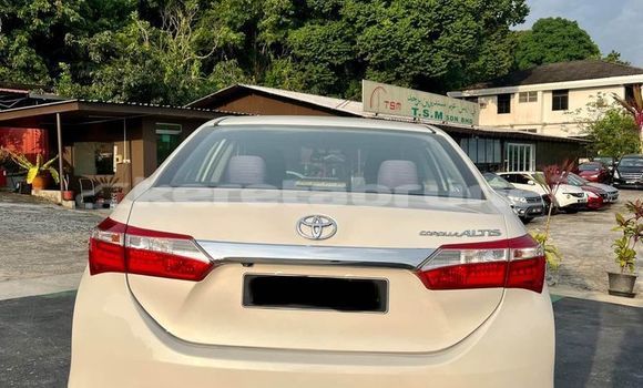 Buy Used Toyota Altis White Car in Bandar Seri Begawan in Brunei-Muara Buy Used Toyota Altis White Car in Bandar Seri Begawan in Brunei-Muara