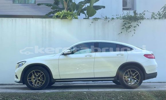 Buy Used Mercedes-Benz GLC White Car in Bandar Seri Begawan in Brunei-Muara Buy Used Mercedes-Benz GLC White Car in Bandar Seri Begawan in Brunei-Muara