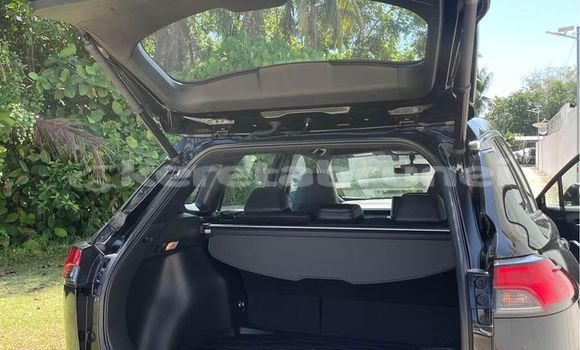 Buy Used Toyota Corolla Cross Black Car in Bandar Seri Begawan in Brunei-Muara Buy Used Toyota Corolla Cross Black Car in Bandar Seri Begawan in Brunei-Muara