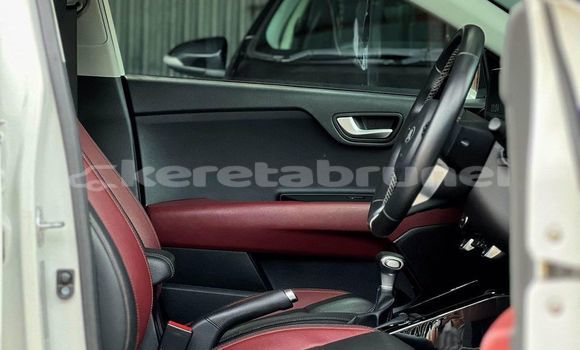 Buy Used Kia Rio White Car in Bandar Seri Begawan in Brunei-Muara Buy Used Kia Rio White Car in Bandar Seri Begawan in Brunei-Muara