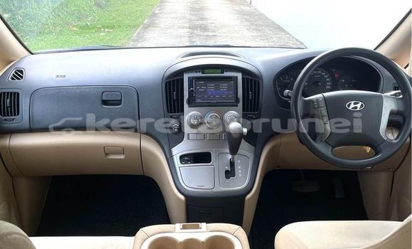 Buy Used Hyundai H1 White Car in Bandar Seri Begawan in Brunei-Muara Buy Used Hyundai H1 White Car in Bandar Seri Begawan in Brunei-Muara